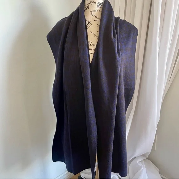 Hermes Cashmere H Pattern Scarf - Picture 14 of 14